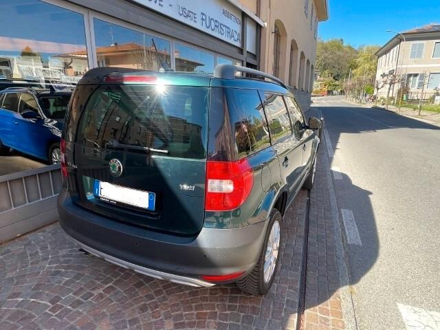 Skoda Yeti 2.0 TDI CR 140CV DSG 4x4 Adventure
