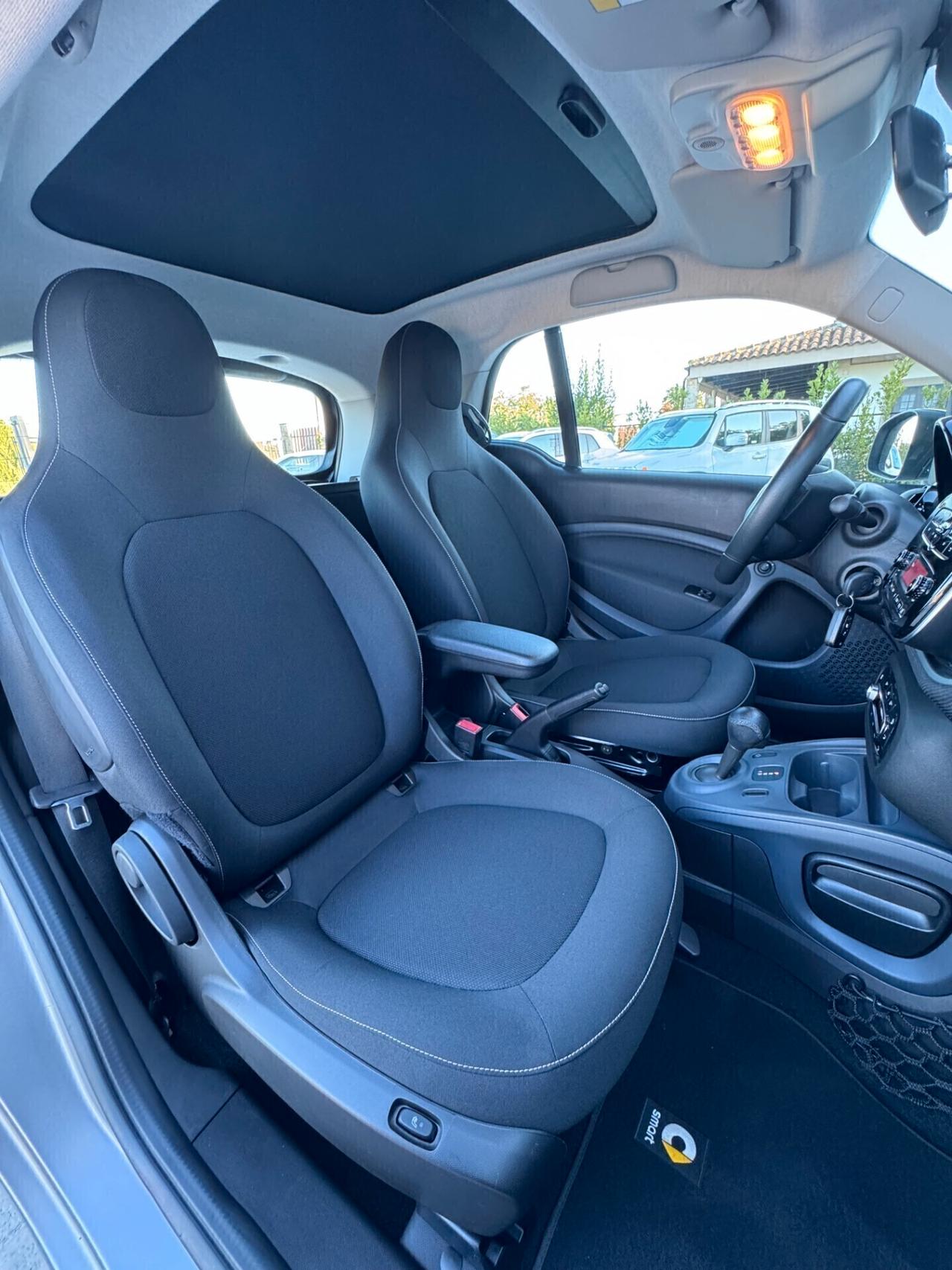 Smart ForTwo 70 1.0 twinamic Passion - OTTIME CONDIZIONI - 2019 - RADAR - AUTOMATICA - TETTO