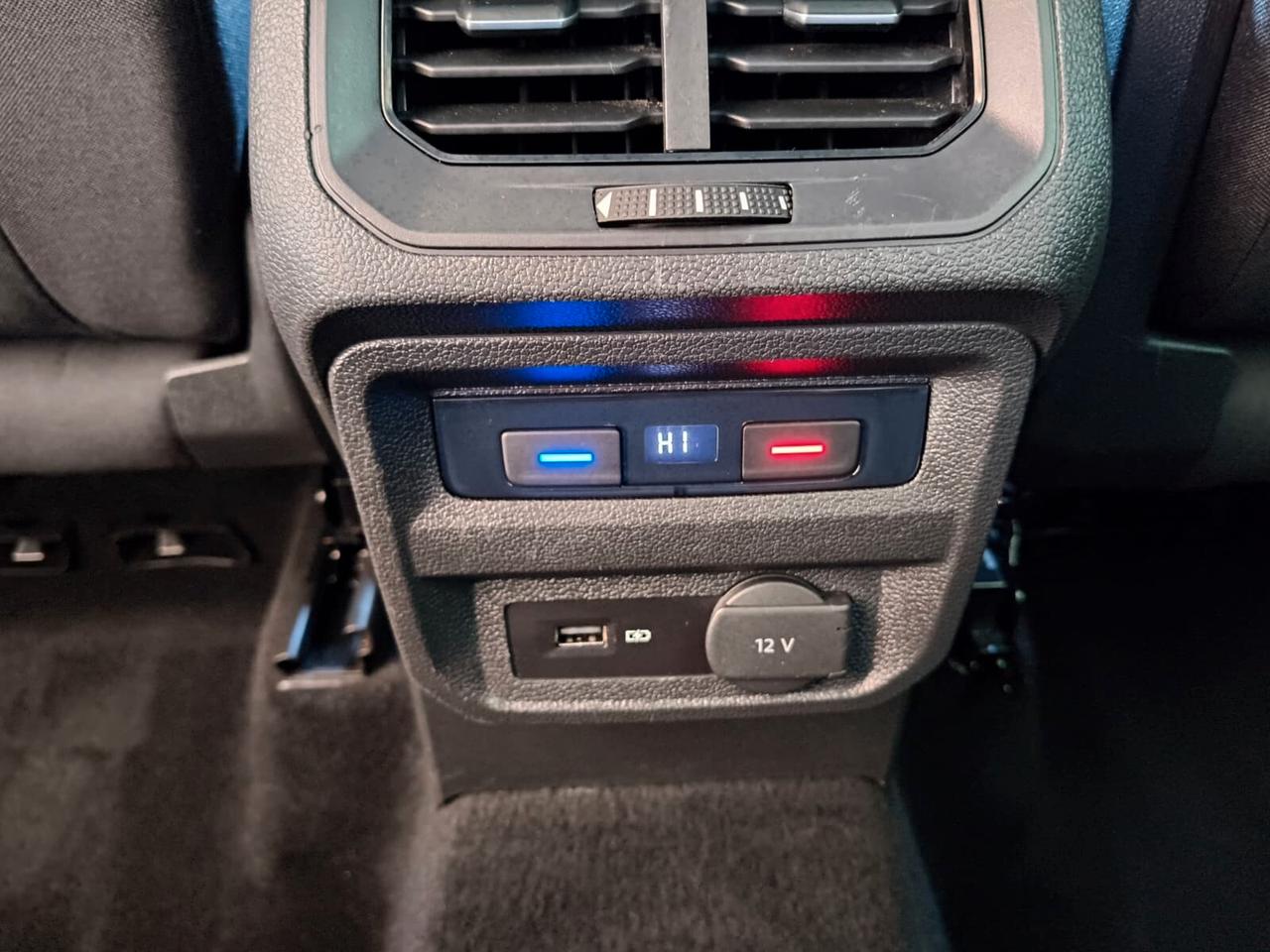 Volkswagen Tiguan 2.0 TDI SCR DSG 4MOTION Advanced BMT