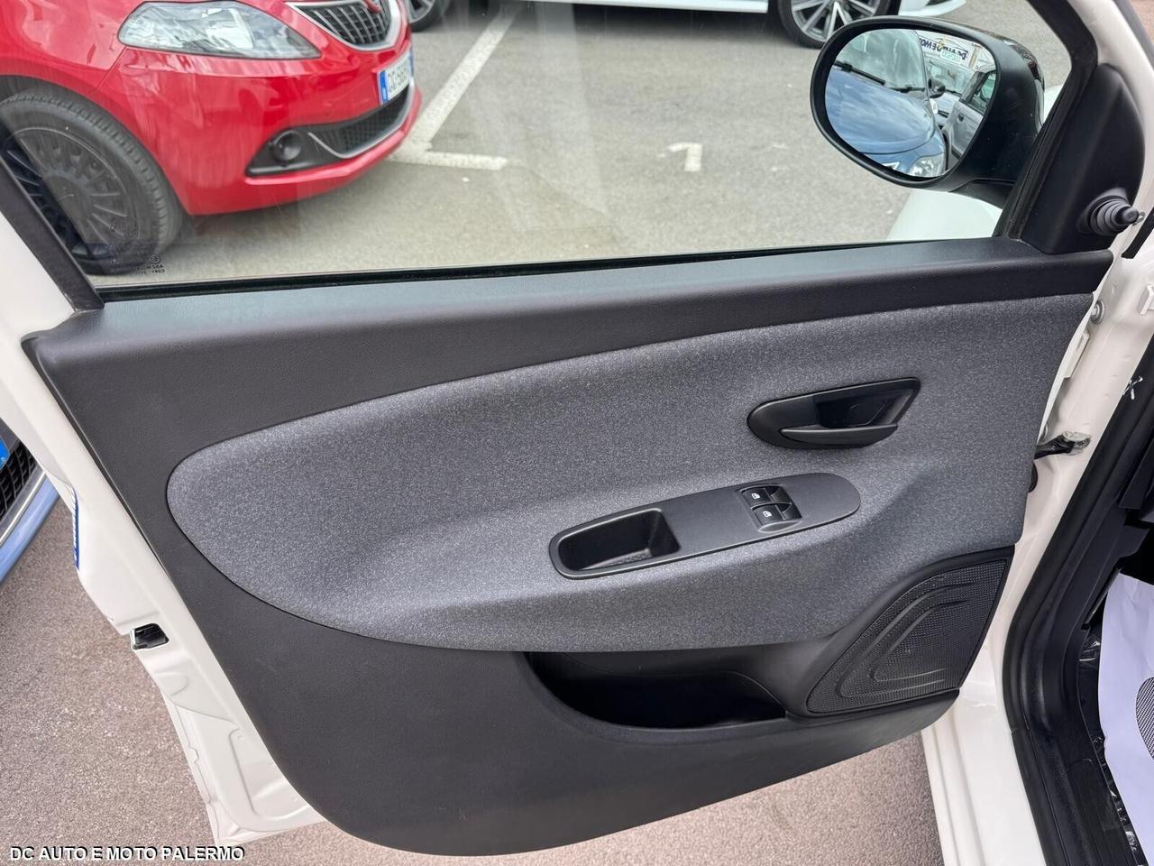 Lancia Ypsilon 1.0 Benzina S&S Hybrid Silver.2022