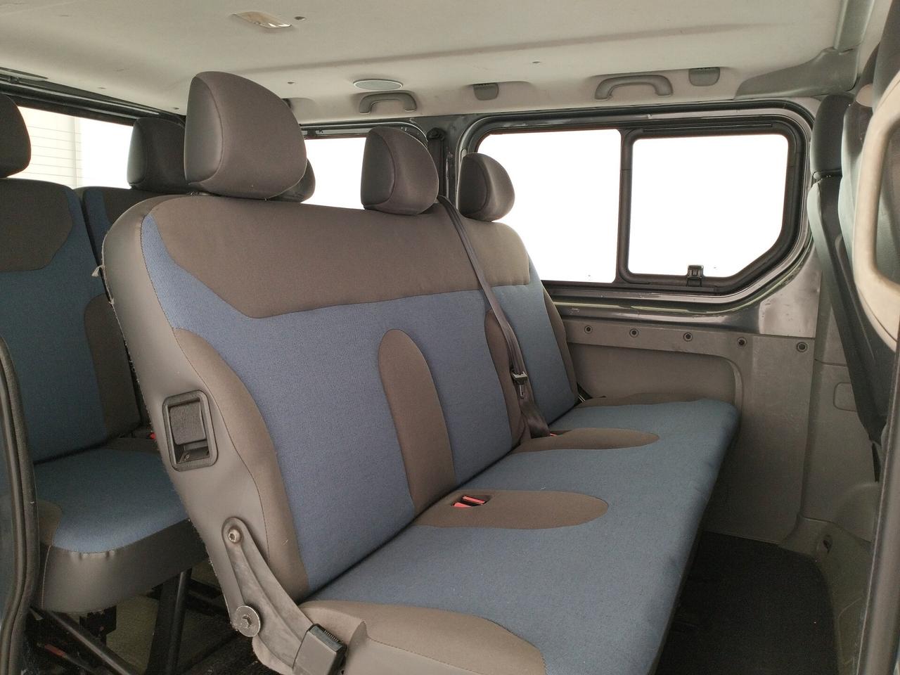 Renault Trafic 2.0 dCi 115cv Passenger - 9 POSTI