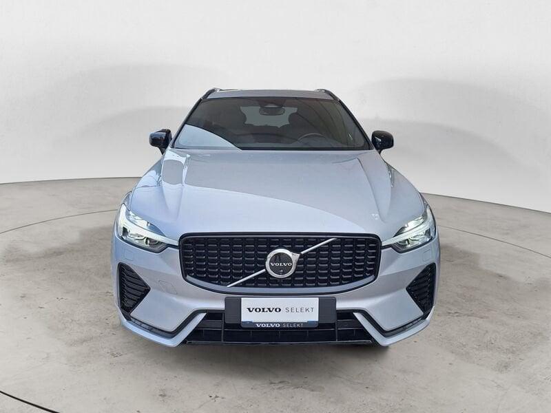 Volvo XC60 B5 250+14 CV AWD Automatica Mild Hybrid Plus Dark