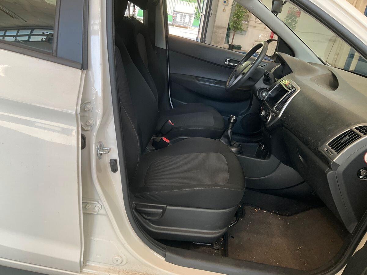 Hyundai i20 1.2 5p. BlueDrive GPL Sound Edition