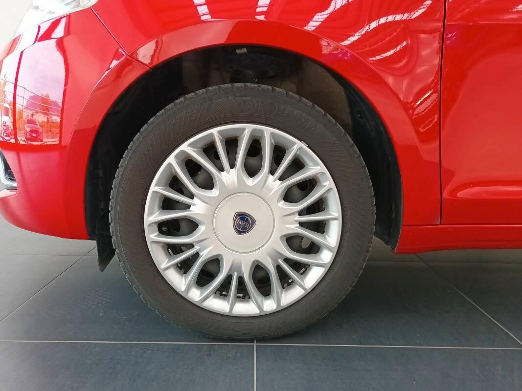 Lancia Ypsilon 1.3 mjt Silver s&s 95cv