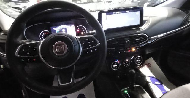 FIAT Tipo 1.5 Hybrid DCT 5 porte Cross