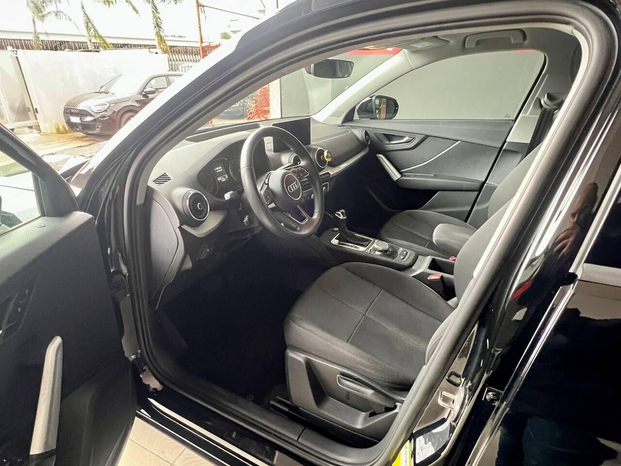 Audi Q2 35 TDI S tronic Business