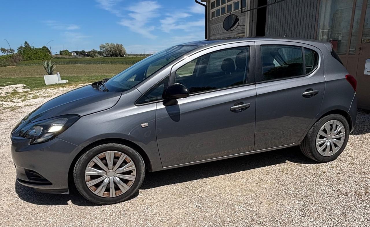 Opel Corsa 1.4 90CV GPL Tech 5 porte Innovation