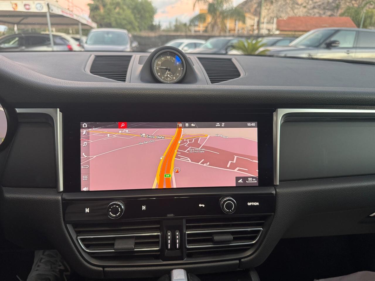 PORSCHE MACAN FULL BLACK ( IVA ESPOSTA )