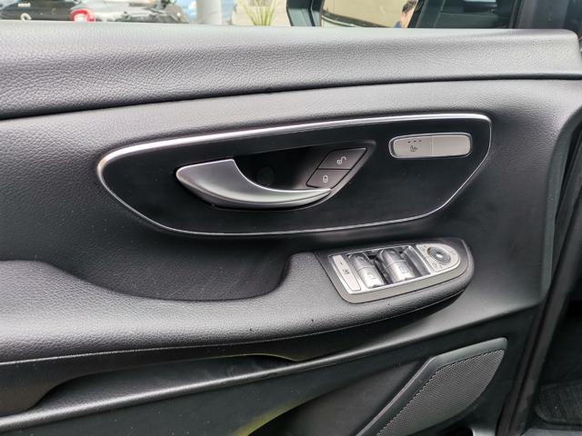MERCEDES-BENZ V 220 d Automatic Exclusive Long