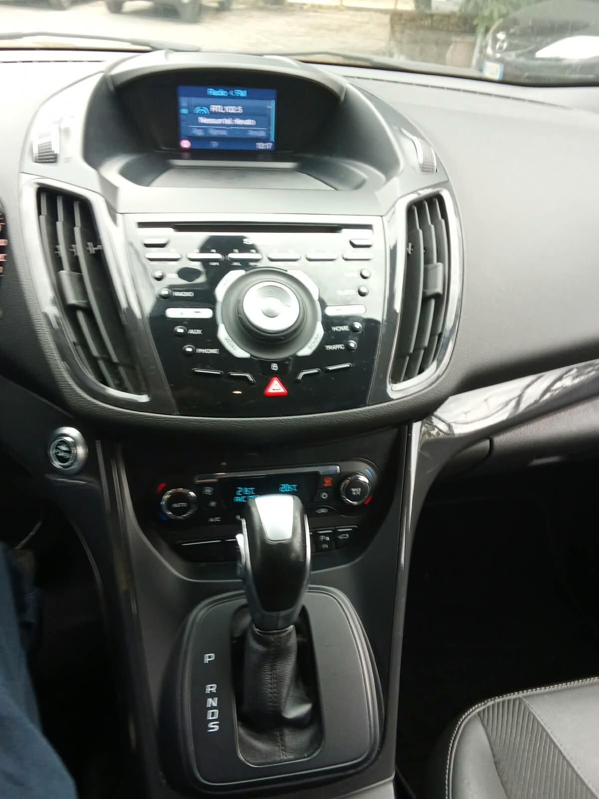 Ford Kuga 2.0 TDCI 140 CV 4WD Titanium