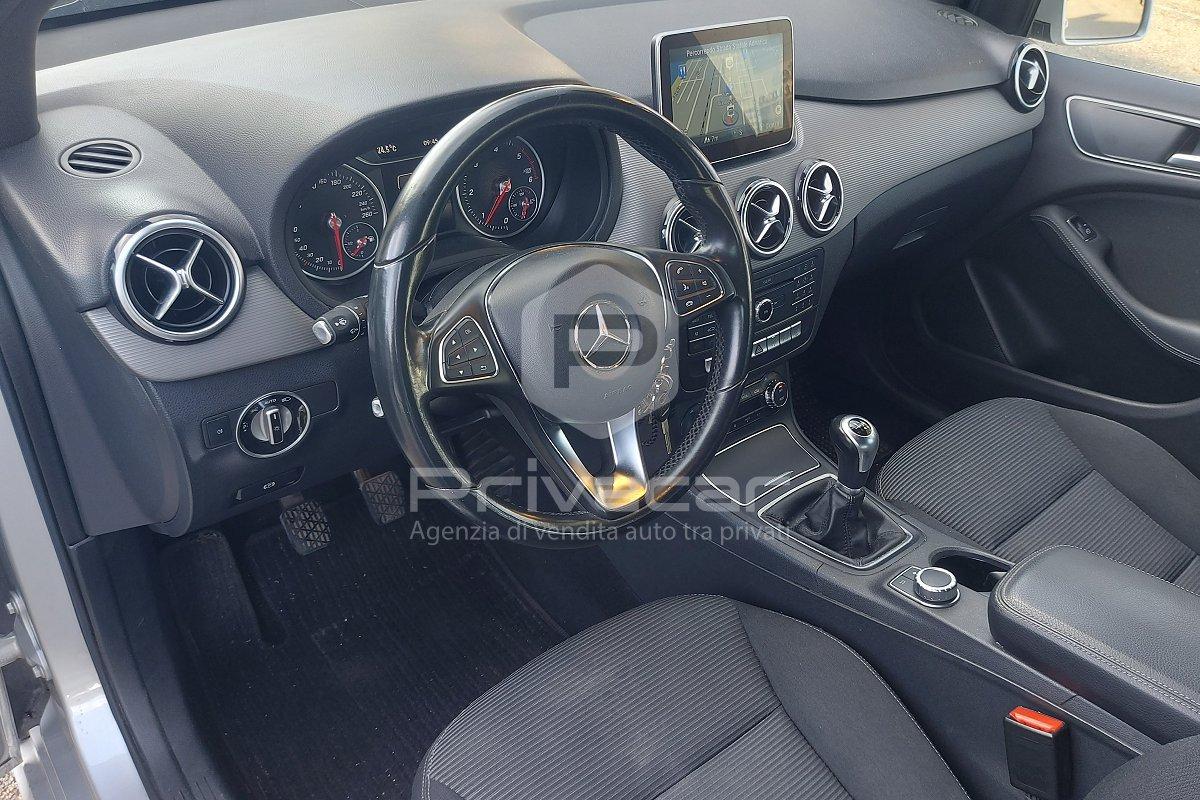 MERCEDES B 180 d Sport