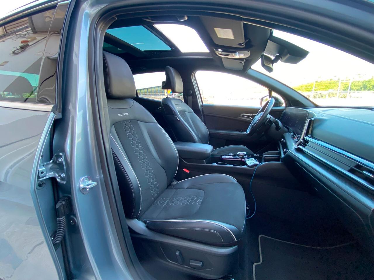 Kia Sportage 1.6 TGDi HEV AT GT-line