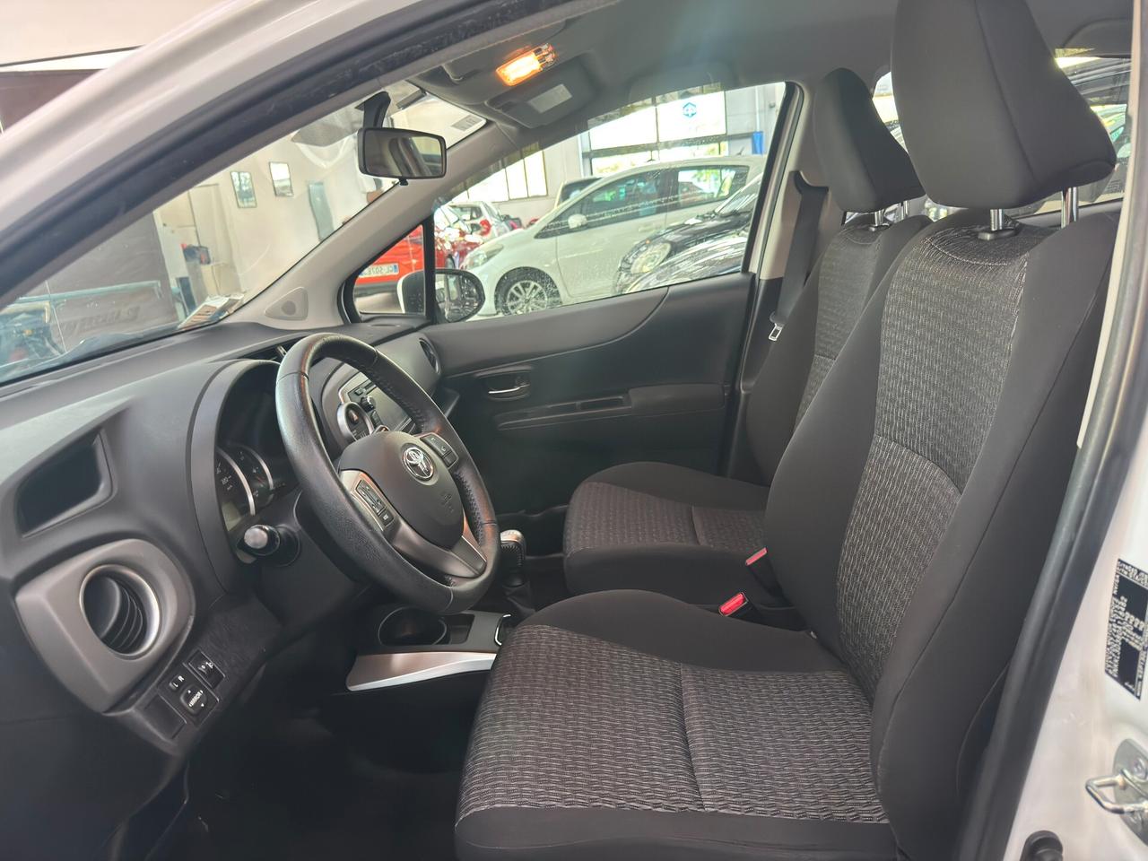 Toyota Yaris 1.0 5 porte Lounge - IL PREZZO PIU' BASSO IN TUTTA BOLOGNA E PROVINCIA!