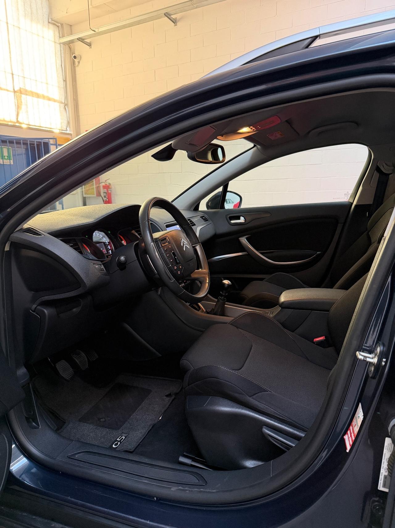 Citroen C5 2.0 HDi 140 Executive Tourer