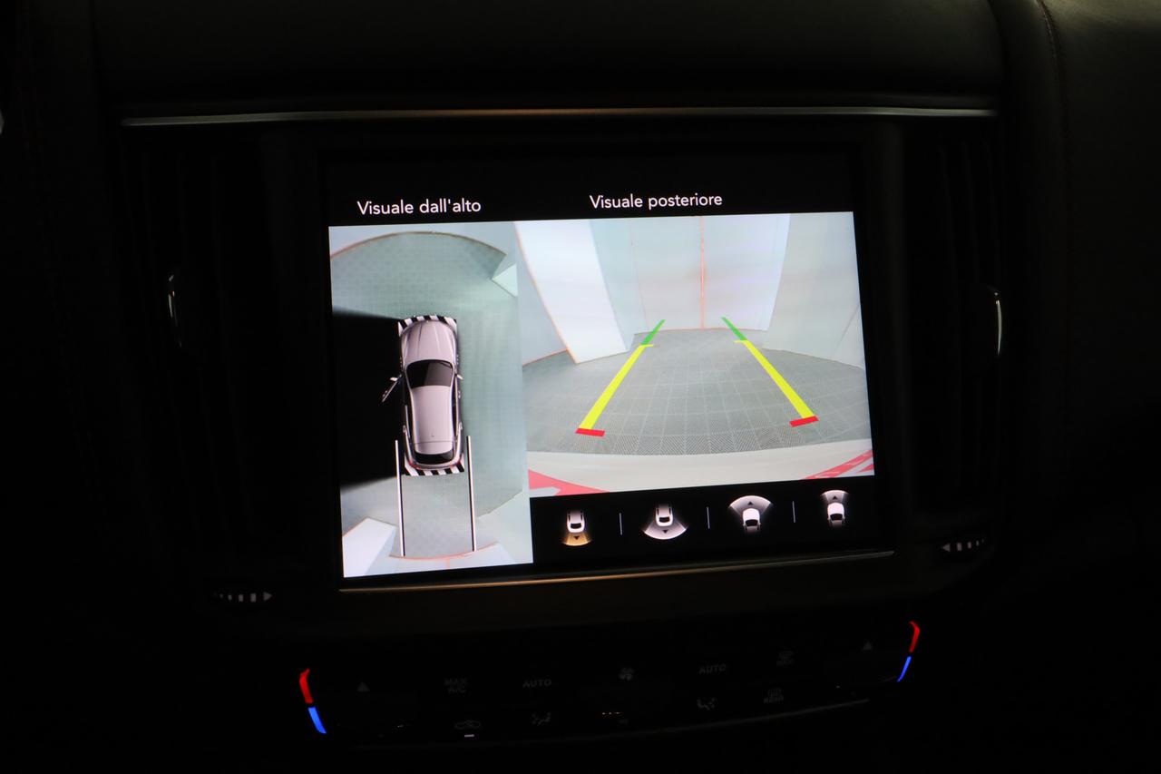 MASERATI Levante 330 CV MHEV AWD GT