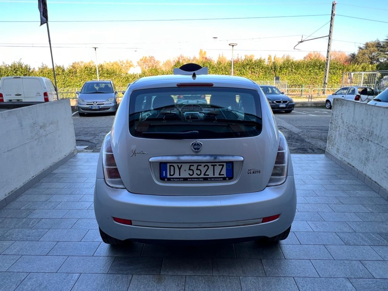 Lancia Ypsilon 1.4 Platino Ecochic GPL