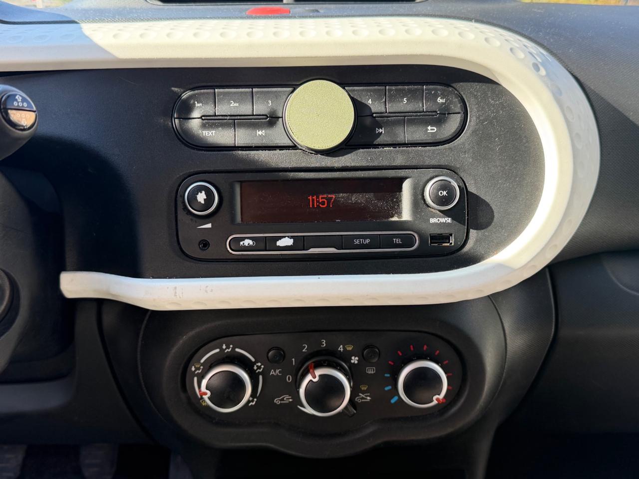 Renault Twingo SCe 65 CV LIMITED LED UNIPRO IVAESPOSTA NEOPATENTATI