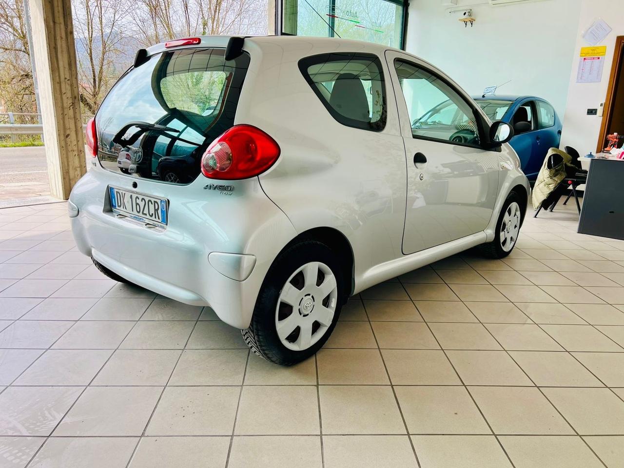 Toyota Aygo 1.0 12V VVT-i 3 porte Now