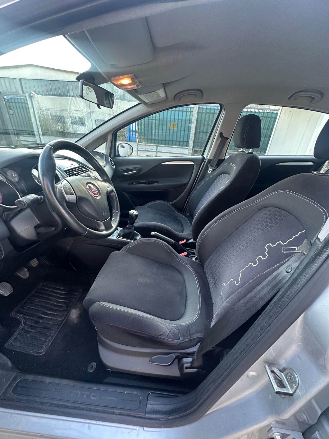 Fiat Punto 1.3 MJT II 75 CV 5 porte Street