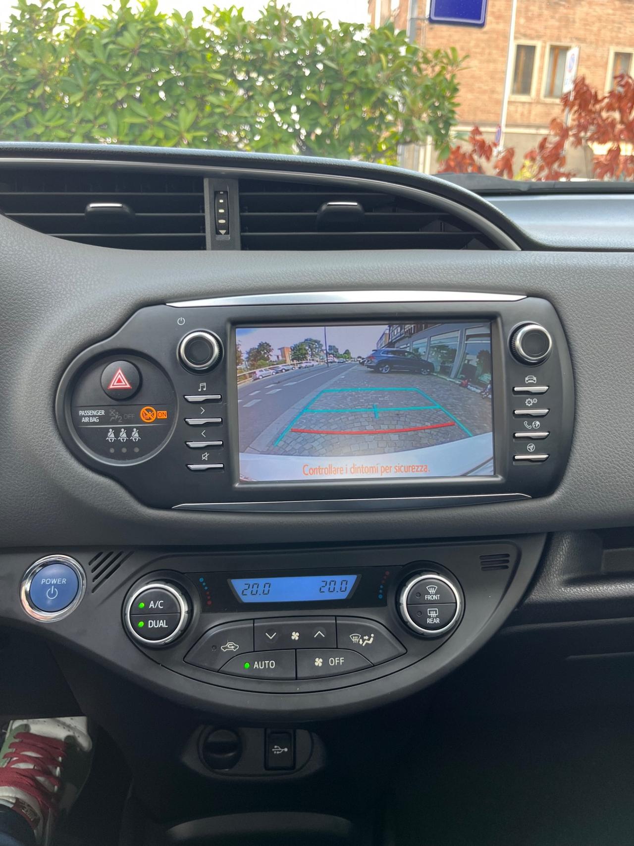 Toyota Yaris 1.5 Hybrid 5 porte Active