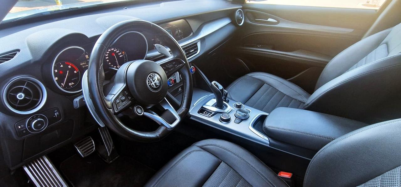 Alfa Romeo Stelvio 2.2 Turbodiesel 190 CV AT8 Q4 Executive
