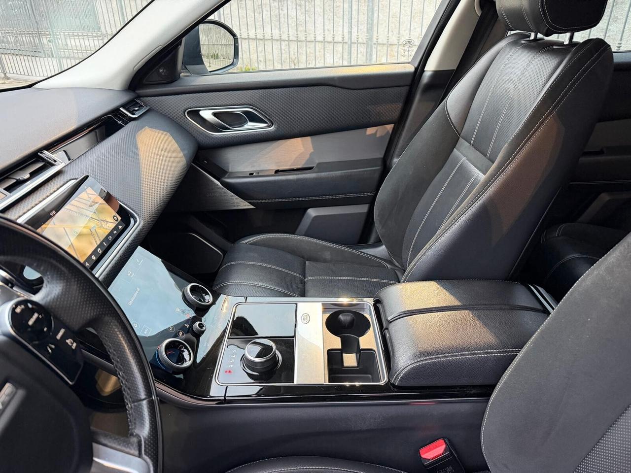 Land Rover Range Velar 2.0D I4 240 CV R-Dynamic S