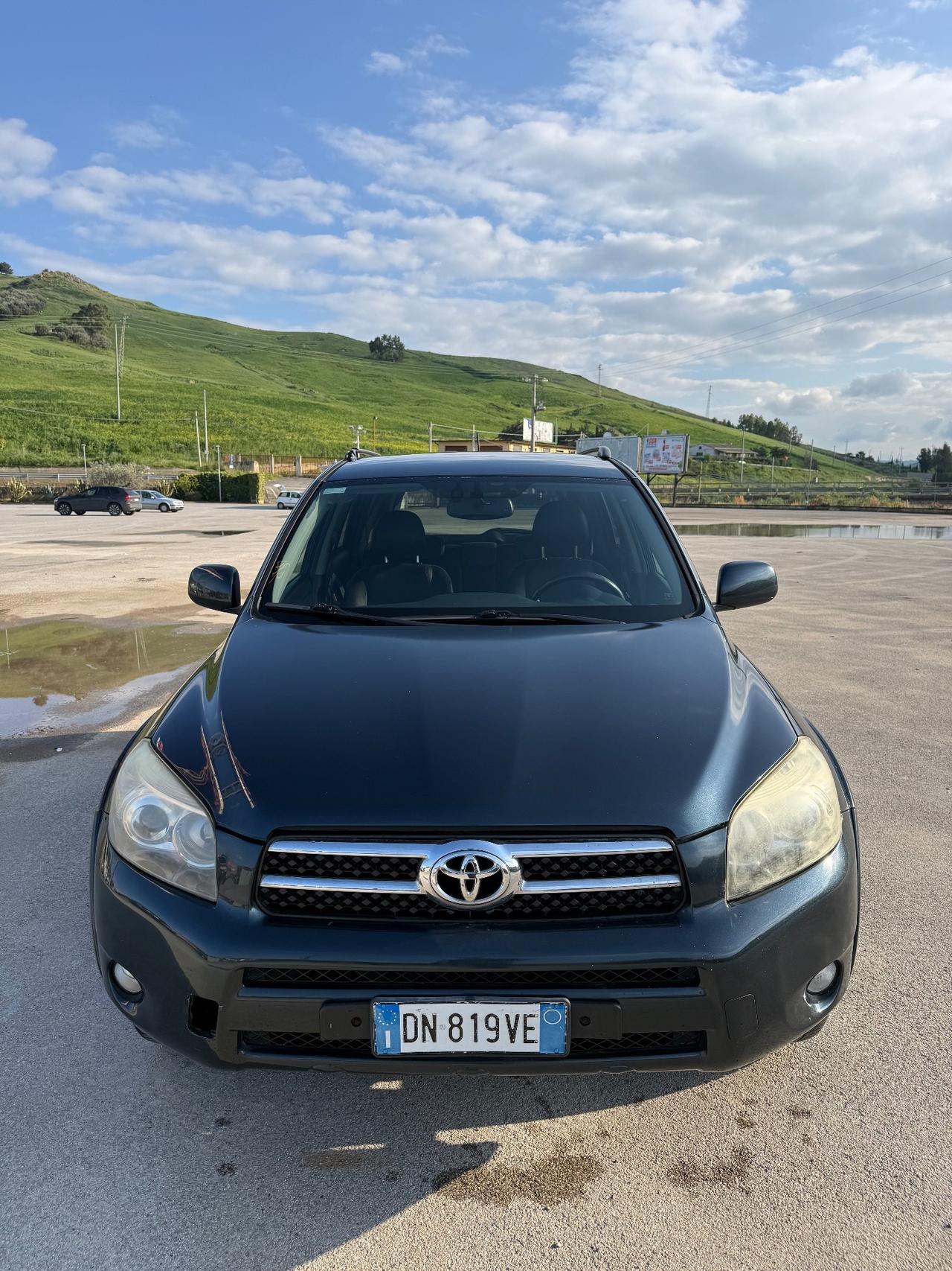 Toyota RAV 4 RAV4 2.2 D-4D 177 CV Luxury