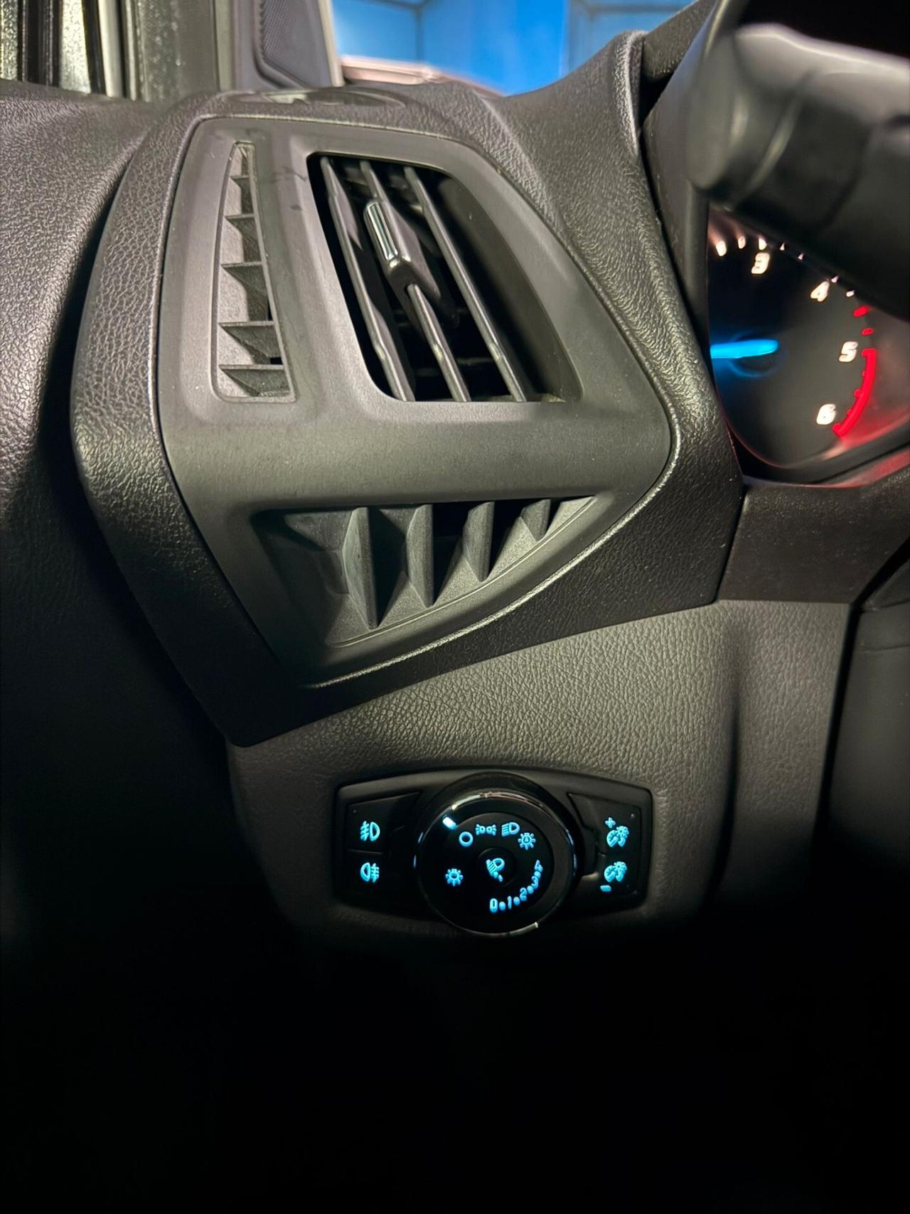 Ford Tourneo Connect 7 POSTI 116CV