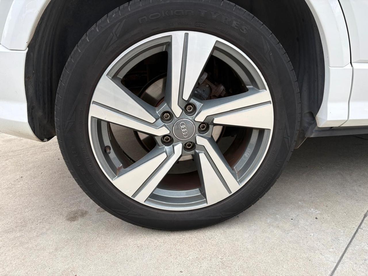Audi Q2 S-LINE