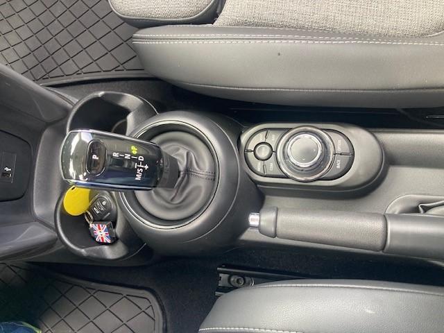 Mini Mini 3 Porte 1.5 Twin Power Turbo One Camden Steptronic