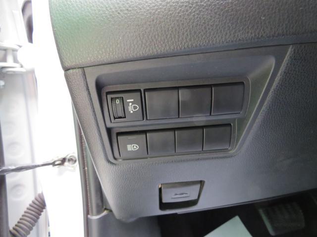 TOYOTA Yaris 1.5 Hybrid 5P AUTOMATICA