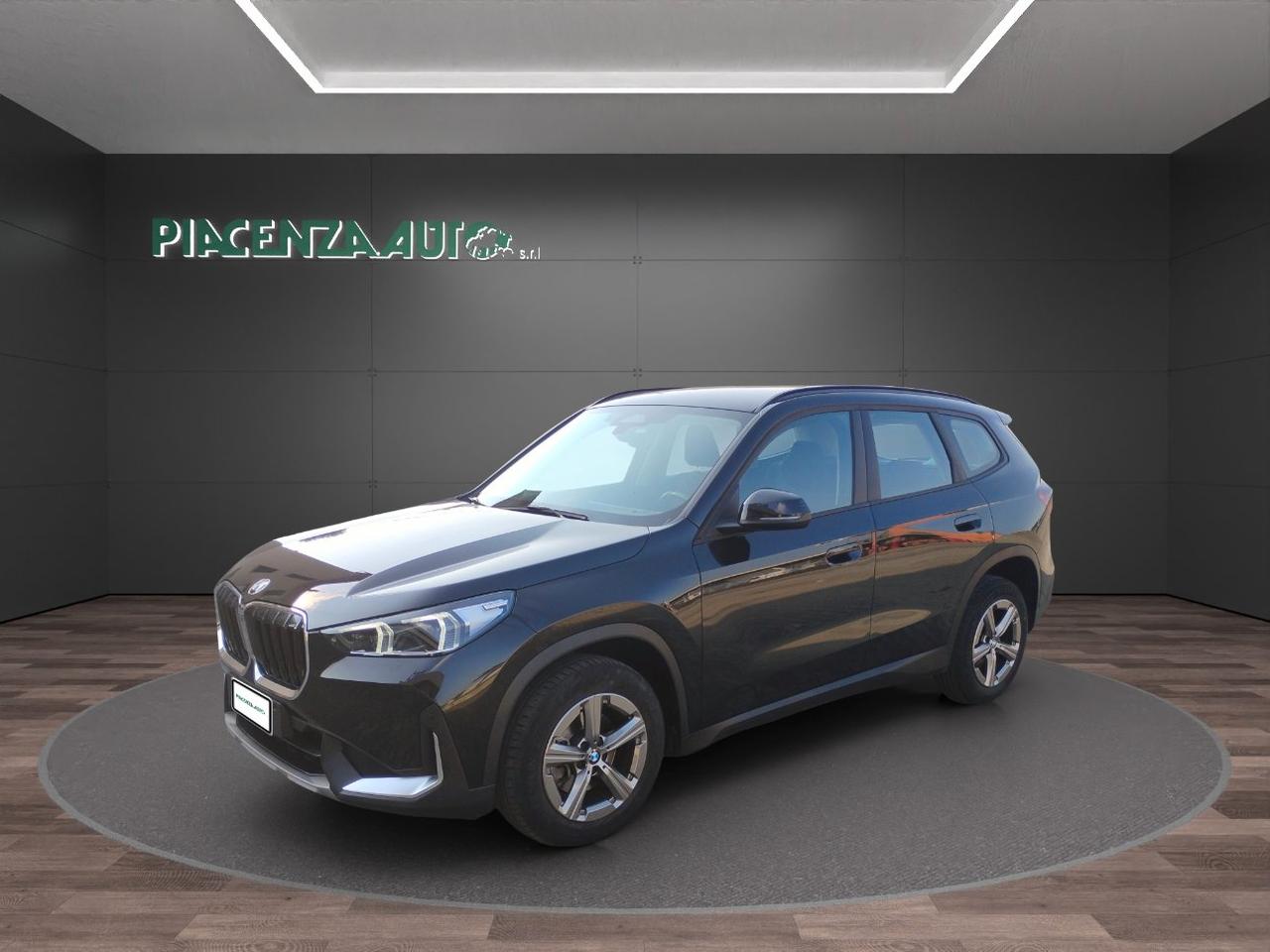 BMW X1 sdrive18d X-Line auto.NAVI.TELECAMERA.LED.SEDILI RISCALDATI