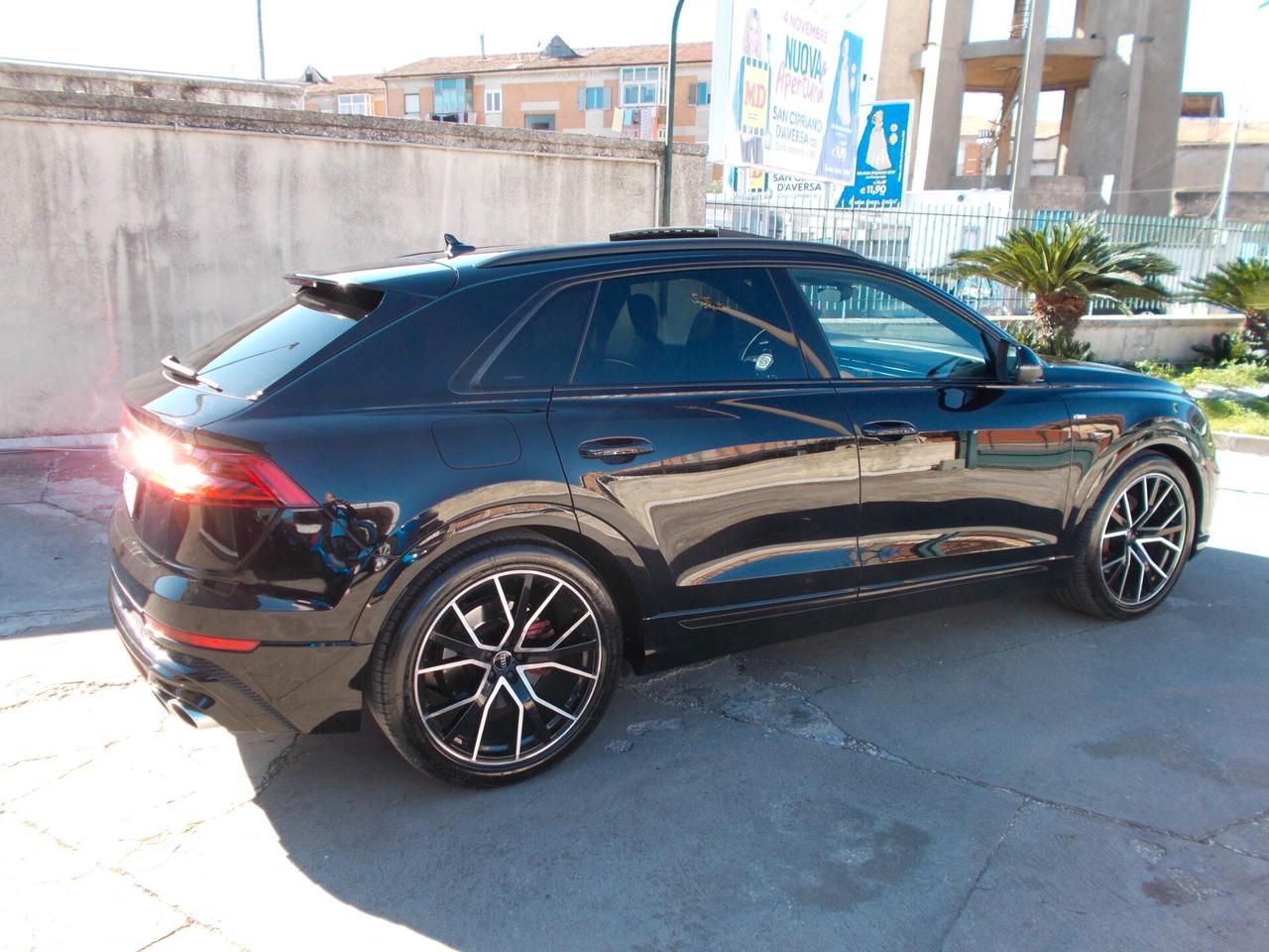 Audi Q8 50 TDI 286 CV QUATTRO 3 X S-LINE