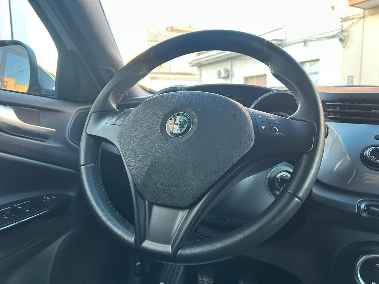 Alfa Giulietta 1.6 MJ 77Kw DISTINCTIVE Km123.-2013