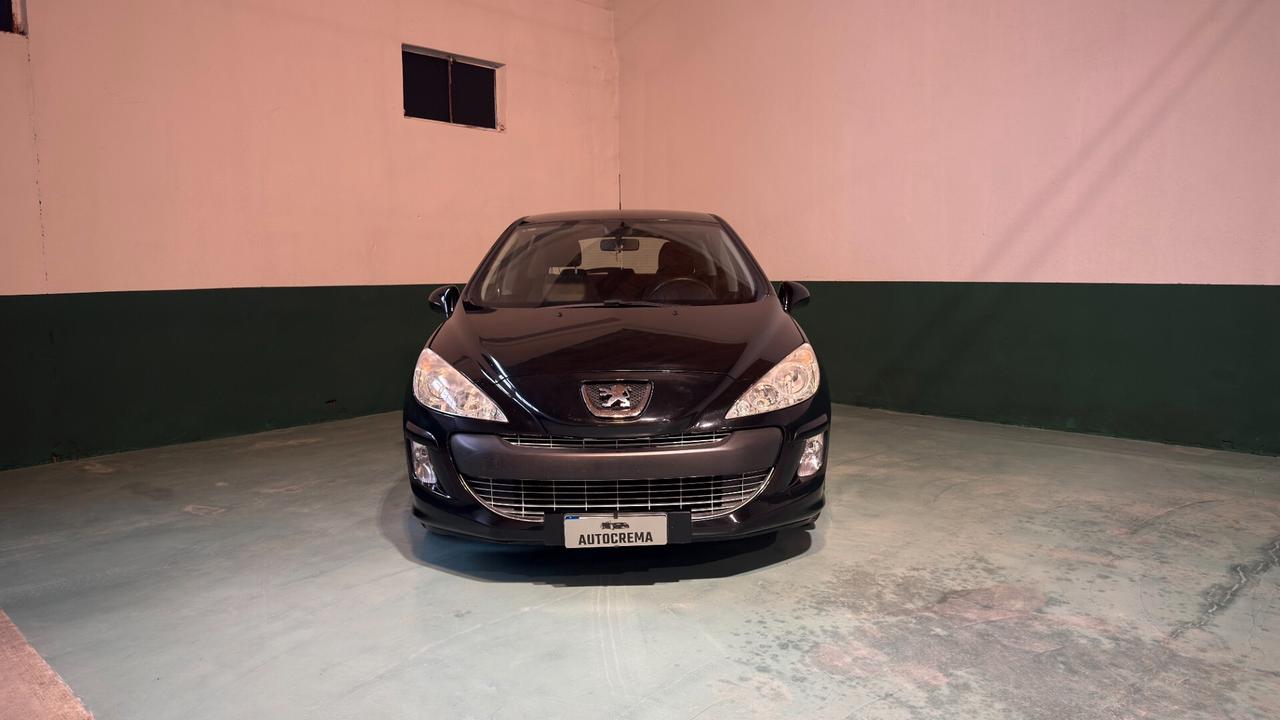 Peugeot 308 1.6 HDi 110CV 5p. Féline (5 Marce)