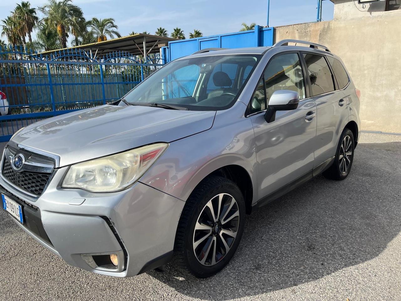 Subaru Forester 4x4 2.0 D-full-2015