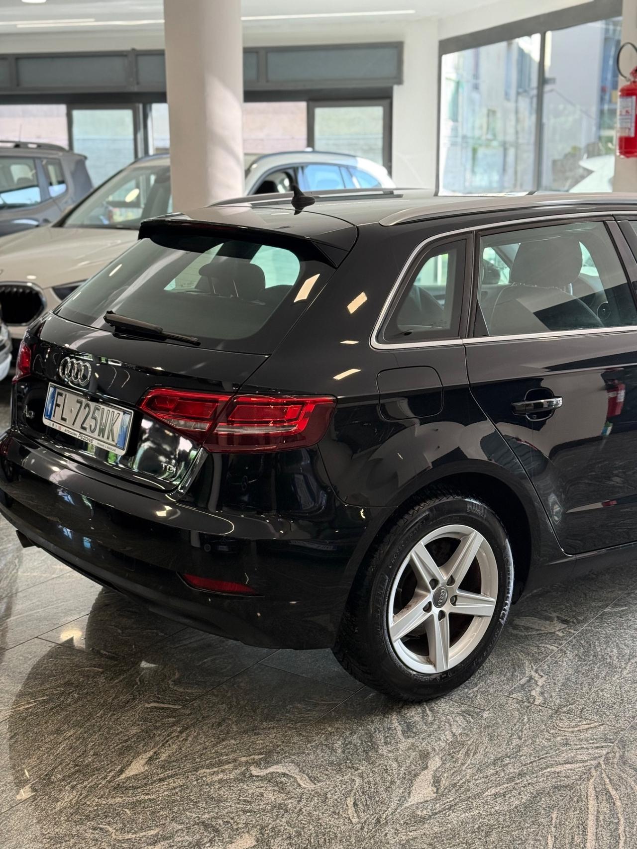 Audi A3 1.6 TDI 116 CV S tronic Sport