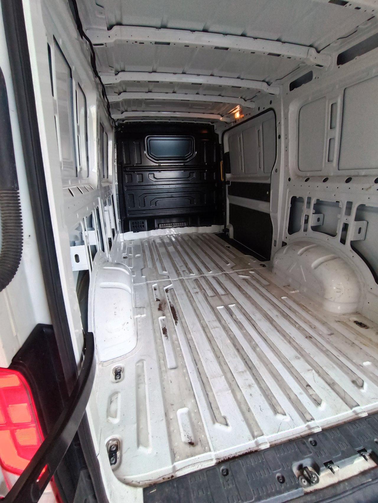 VOLKSWAGEN Crafter 30 2.0 tdi 140cv L3H3