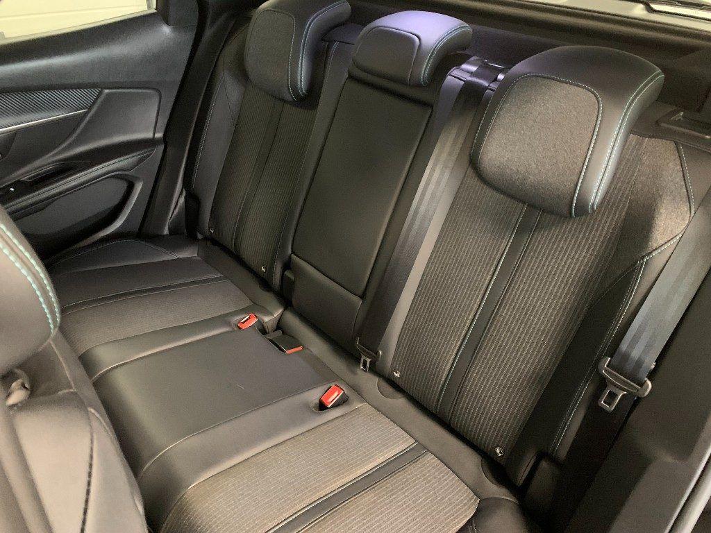 Peugeot 3008 EAT8 Allure Pack Automatico 1.5 BlueHDi