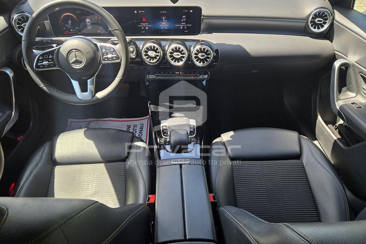 MERCEDES A 180 d Automatic Executive