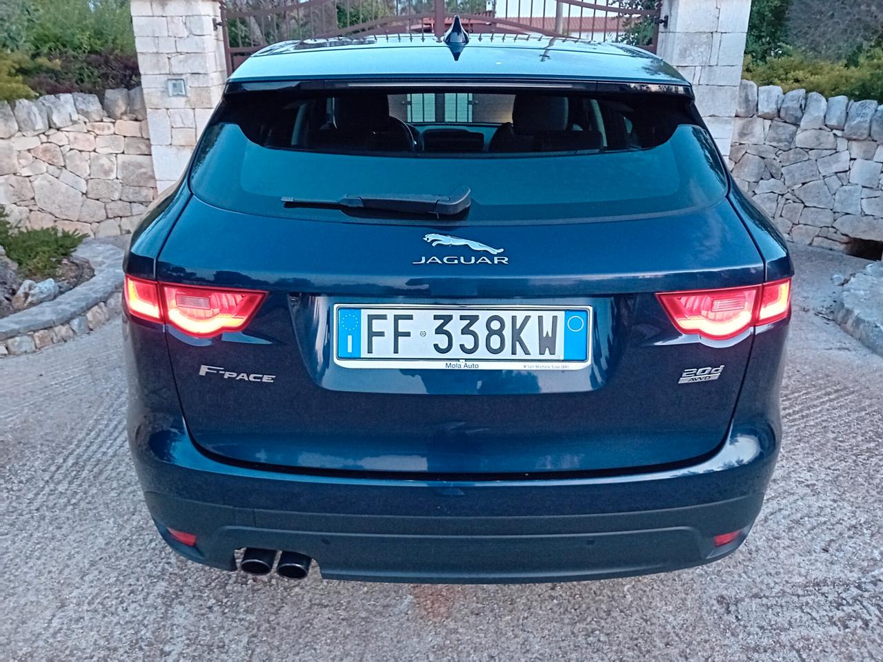 Jaguar F-Pace 2.0 D 180 CV AWD aut. R-Sport
