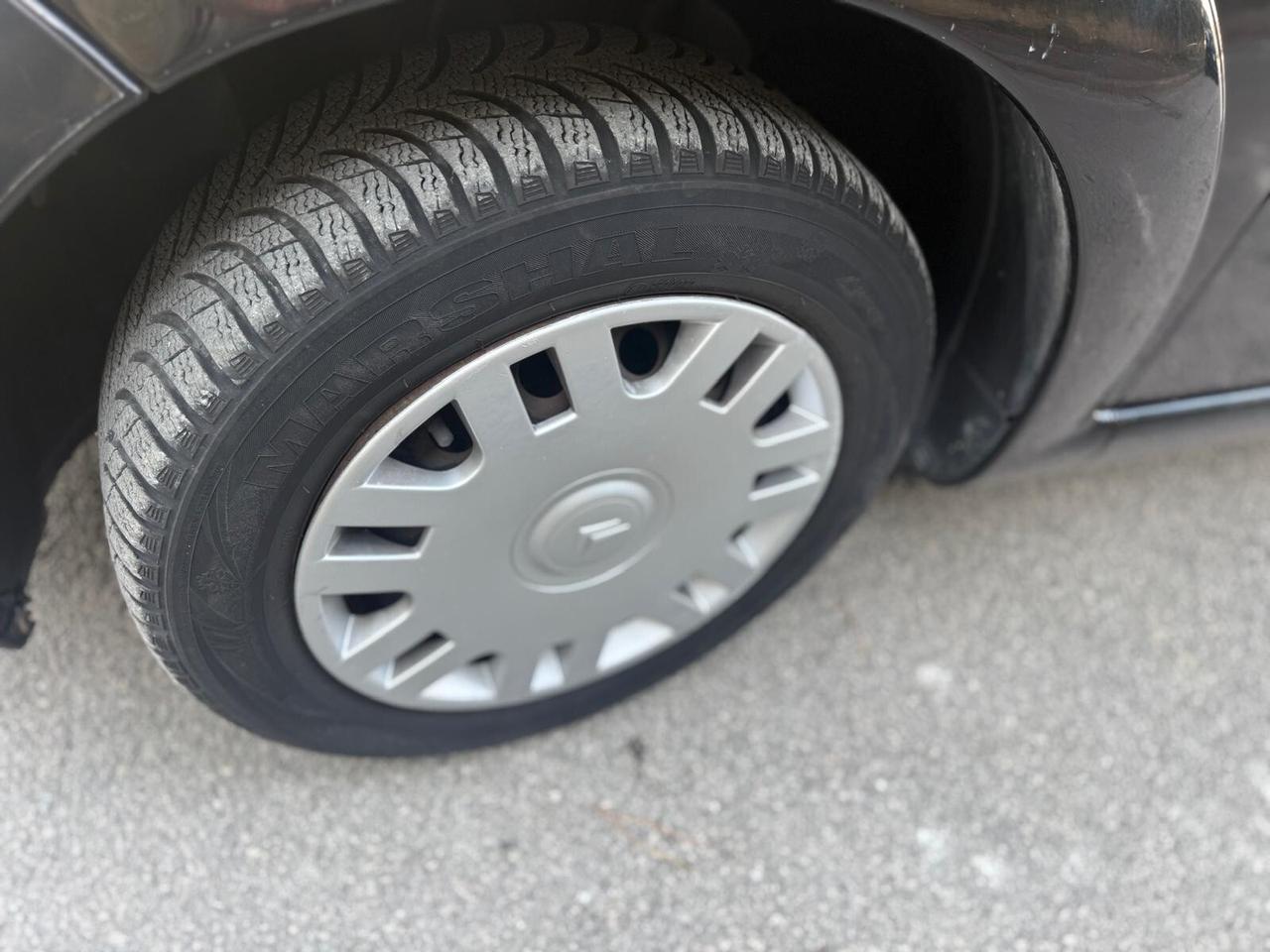 Citroen C3 Exclusive 1.1 benzina Unipropr NEOPATENTATI