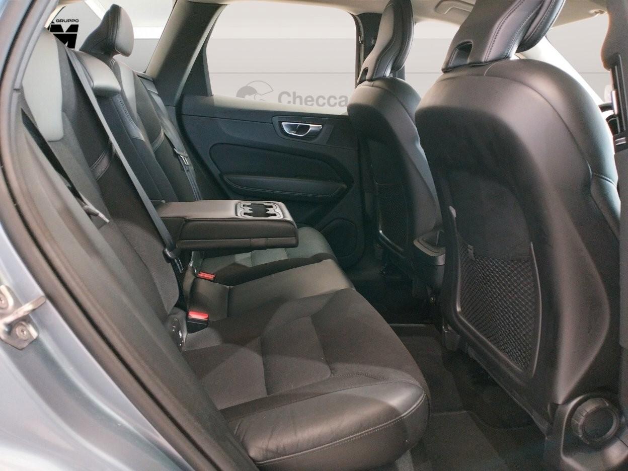 Volvo XC60 2.0d4 Business Plus *IVA ESPOSTA*