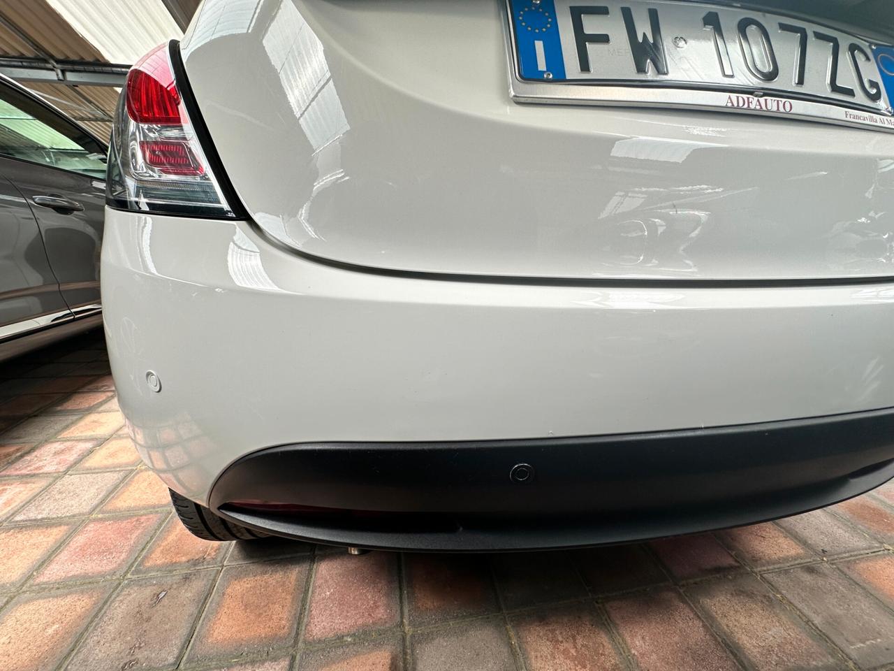 Lancia Ypsilon 1.2 69 CV 5 porte Gold
