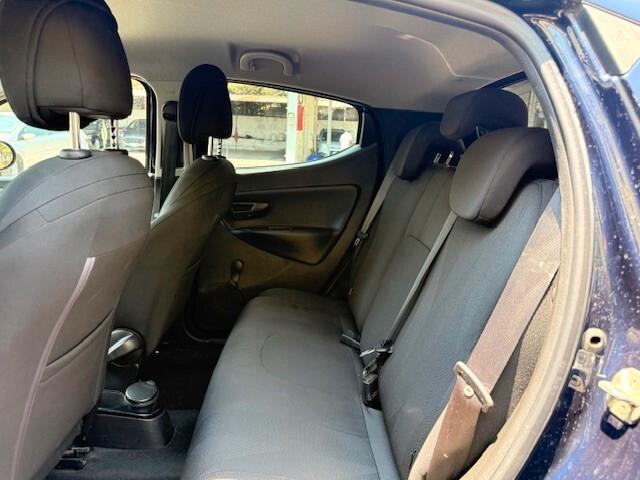 Lancia Ypsilon 1.2 69 CV 5 porte GPL Ecochic Gold