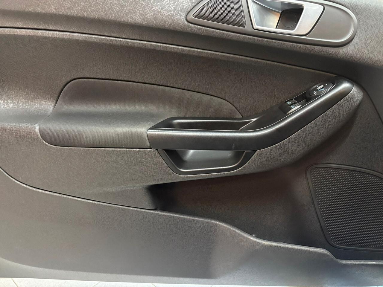 Ford Fiesta 1.0 80CV 3 porte Titanium