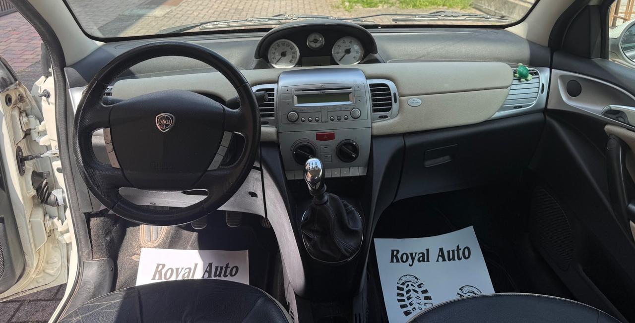Lancia Ypsilon 1.2 Benzina Ok Neopatentati