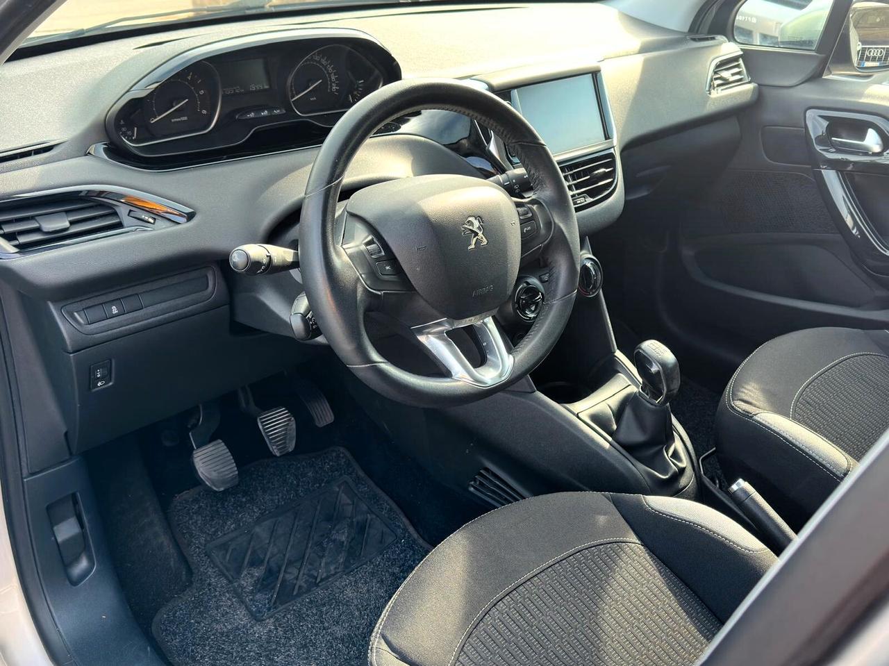 Peugeot 208 BlueHDi 75 5 porte Allure