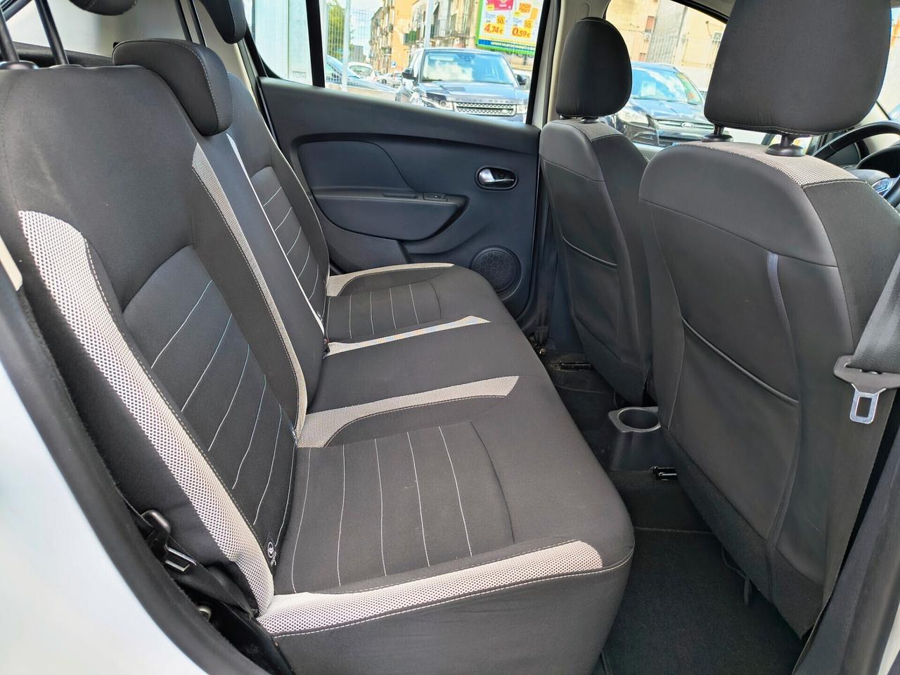 DACIA SANDERO STEPWAY GPL UNICOPROPRIETARIO 2017