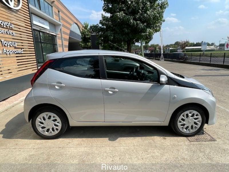 Toyota Aygo Connect 1.0 VVT-i 72 CV 5 porte x-play